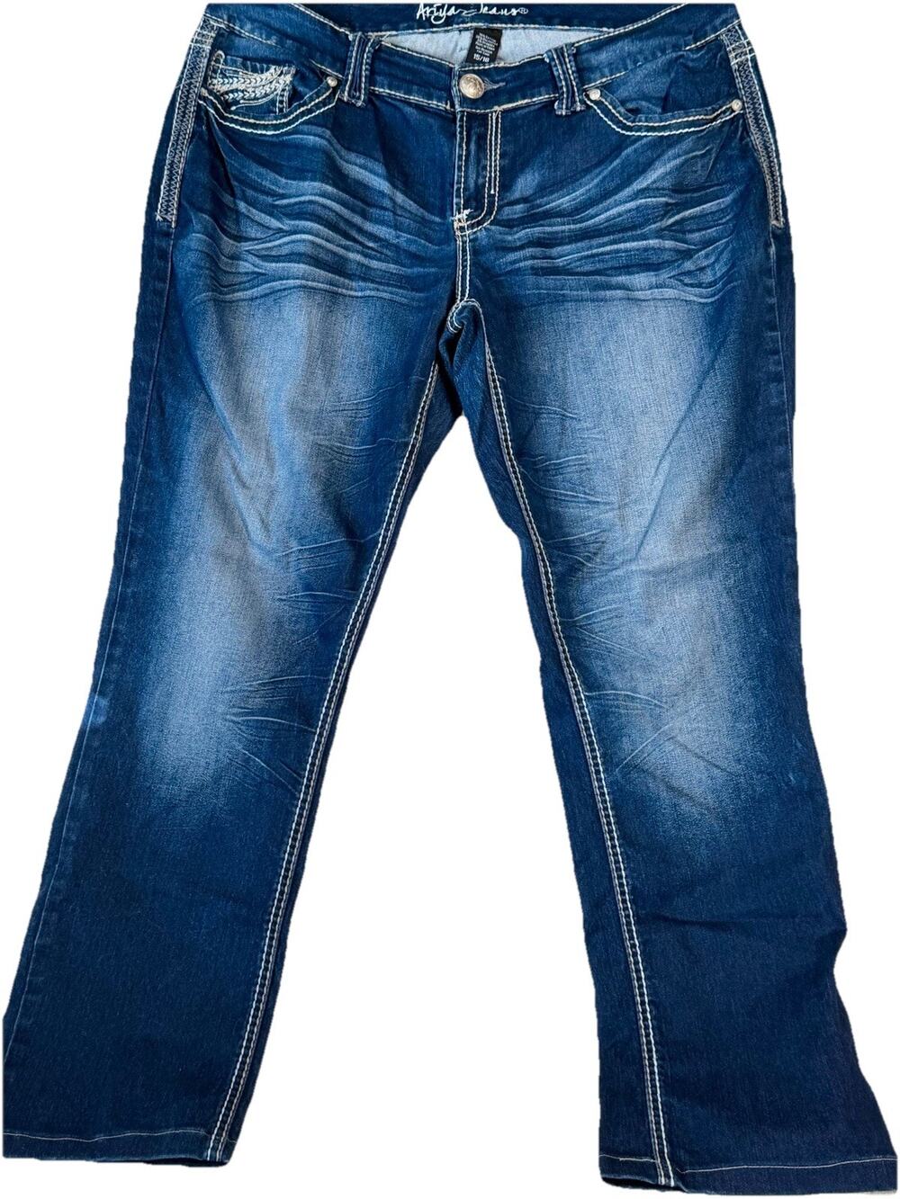 Ariya Jeans Women's Y2K 15/16 Straight Leg Blue Jeans With Contrast Stitching